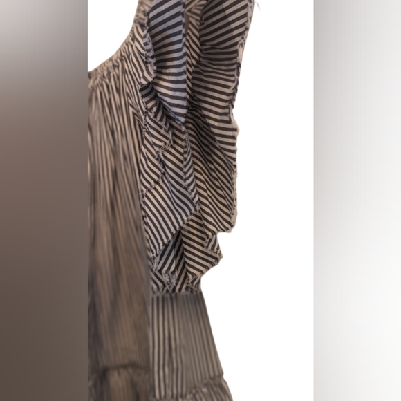 EUC ZARA Woman Premium grey/white striped tiered ruffle hems off shoulder mini - Picture 6 of 13